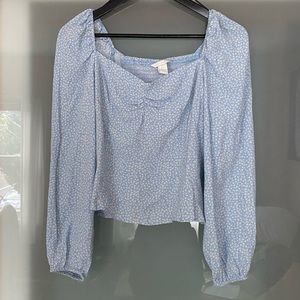 H&M light blue floral sweetheart crop top